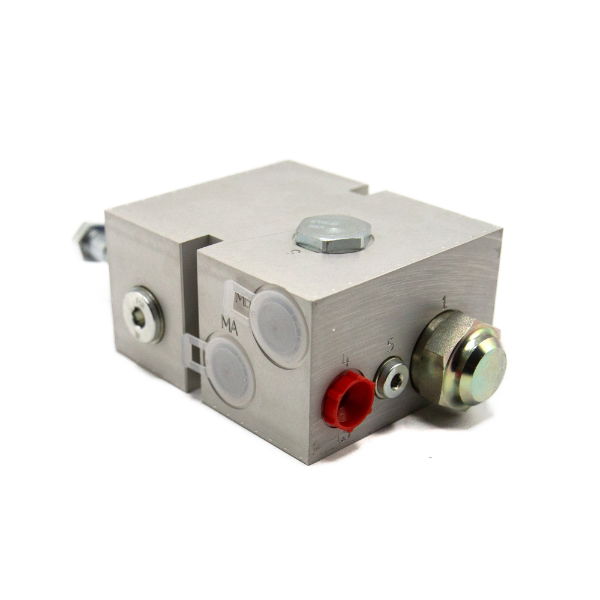 HYDRAULIC BLOCK - FAN MOTOR *NO COIL*